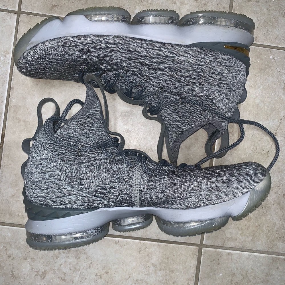 LeBron 15 'City Edition size 10